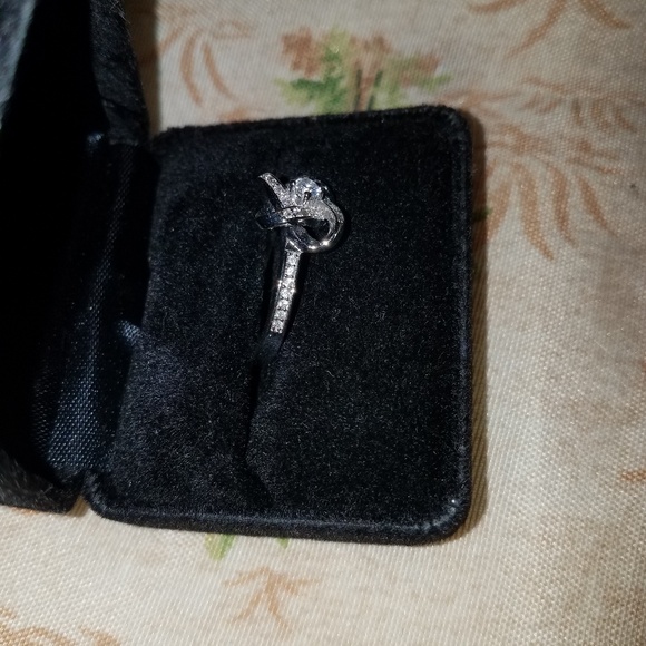 Sterling silver  engagement ring / promise ring - Picture 2 of 2